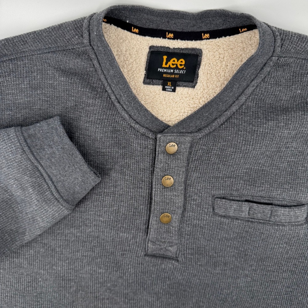 Lee Henley Pullover Mens XL Gray Sherpa Lined Waffle Knit Premium Select Reg Fit